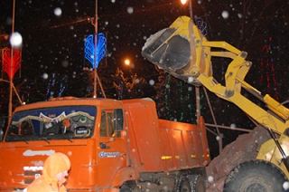За выходные в Саратове вывезено 4500 кубометров снега