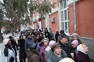 Покупка льготных проездных в Саратове связана с риском для здоровья