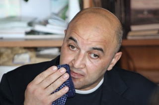 СМИ: "компромат на Валерия Радаева" могли сочинить в "ОМ" Колобродова