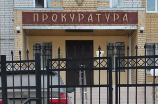 Прокурор Заводского района требует починить школьные заборы