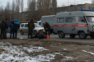 Автомобиль насмерть сбил женщину возле школы