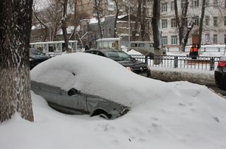 Брошенные на улицах авто передадут в муниципальную собственность