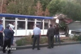 Видеосюжет. На 1-й Дачной захватили власть ларечники