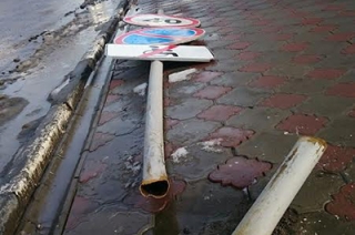 Саратовцы просят восстановить дорожный знак на Музейной площади