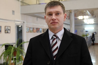 На вокзале Олегу Белозерову показали VIP-зал и электронную очередь