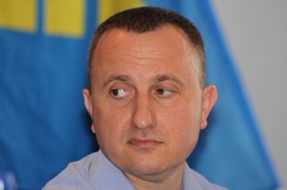 Антон Ищенко не нашел себя в списке выступающих на слушаниях в облдуме