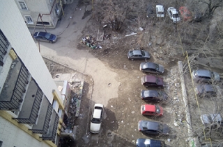 В результате падения с крыши долгостроя на Бахметьевской погиб ребенок