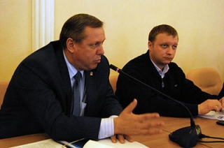 Владимир Попков: "Партийный проект "Сельский доктор" необходимо продолжать"