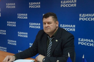 Еще два действующих депутата гордумы идут на праймериз "ЕР"