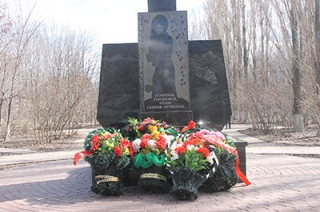 С мемориала павшим бойцам исчезло упоминание о погибших в Афганистане