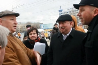 "Взгляд с экрана". Ларьки с высоты птичьего полета, капремонт памятников и наш Гагарин