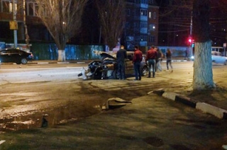 В аварии у Горпарка пострадали два человека