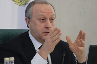 Валерий Радаев готовится к отчету перед депутатами областной думы