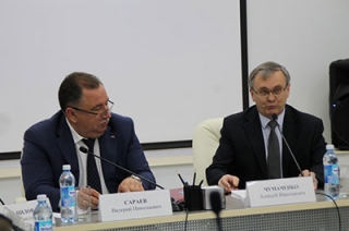 Валерий Сараев: "В Саратове необходимо построить 15 новых школ"