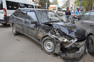 Массовое ДТП в Саратове блокировало движение троллейбусов