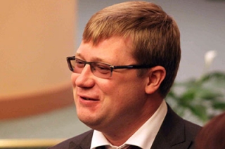Дмитрий Песков не поверил ксенофобскому поручению Дениса Фадеева