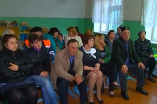 Жители села Осинов Гай отстояли детский сад. Видеосюжет