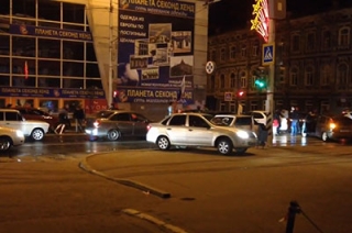 День Победы саратовские автолюбители отмечали до поздней ночи
