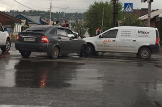 Авария в центре Саратова привела к сильным заторам