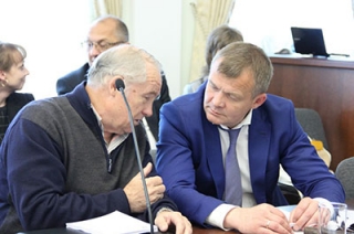 В 2015 году Октябрьскому району не дали денег на ремонт дорог