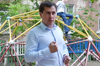 Евгений Чернов провел более 40 встреч с жителями Кировского района