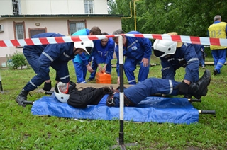 В ходе учений МЧС в Саратове "погибли" четыре человека