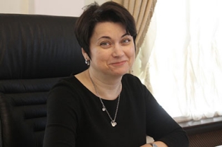 Елена Злобнова празднует день рождения