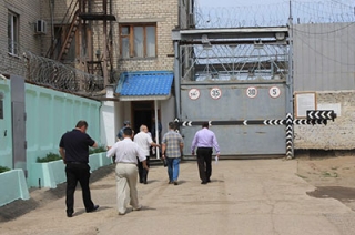 Члены Общественной палаты провели утро в энгельсской колонии