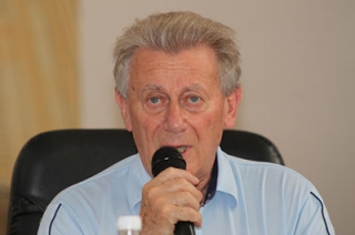 Александр Ландо: "Набережная провалилась в тартарары"
