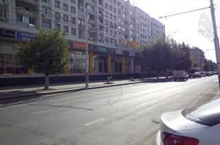 Из-за обрыва проводов на Московской встали троллейбусы