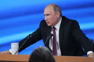 Владимир Путин подписал закон по защите должников от коллекторов