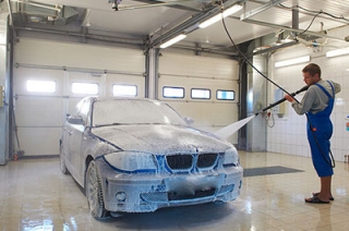 Бывший сотрудник украл оборудование с автомойки на Шехурдина