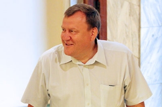 Вячеслав Наталичев стал директором хоккейной школы