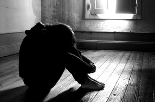 14-летняя девочка покончила жизнь самоубийством