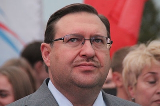 Сергей Наумов поддержал идею создания памятника летчику Евгению Долгину
