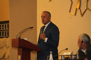 Валерий Радаев: "В России возрастают внешние негативные вызовы"