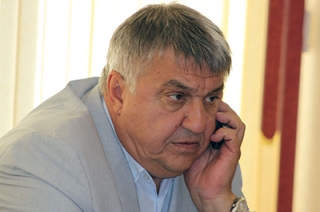 Алексей Нарыкин предложил "ломать некоторых чиновников"