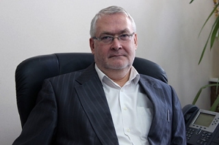 Алексей Щербаков: "У Валерия Радаева больше связей в Москве, чем у Павла Ипатова"