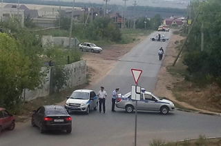 Полиция проверяет сообщение о взрывном устройстве в Юбилейном