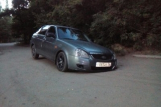 Саратовский автолюбитель просит вернуть крышки канализационным люкам