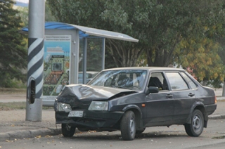 Авария привела к крупной пробке в Ленинском районе