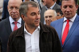 Вячеслав Володин призвал повесить портрет Булата Гайнанова в каждом дворе