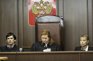 Облсуд отказал депутату в снятии главы администрации с выборов