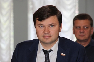На новой пешеходной зоне высадят 50 деревьев и большие газоны
