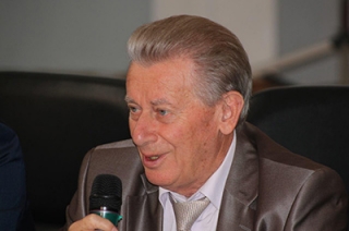 Глава ОП призвал саратовцев не мириться с иноязычным "кошмаром"