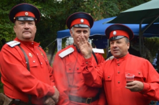 В Саратове прошел юбилейный фестиваль "Казачьи кренделя"
