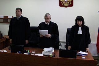 Суд обязал собственников "Экрана" снести "Русское застолье" на набережной
