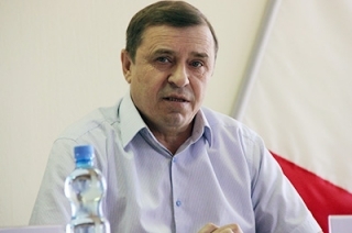Чуриков возложил на правительство РФ ответственность за ситуацию в "ПривЖД"