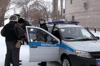 Саратовские нацгвардейцы нашли магазинного вора по бахилам