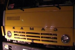 С автобазы в Энгельсе угнали "Камаз"